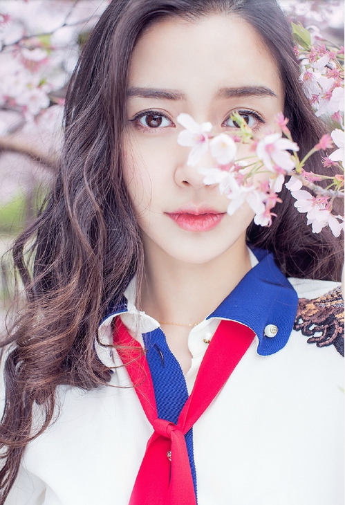 Angelababy 全新《櫻花說 》寫真